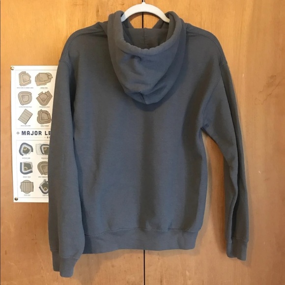 The 7 Line Hoodie - Picture 2 of 6